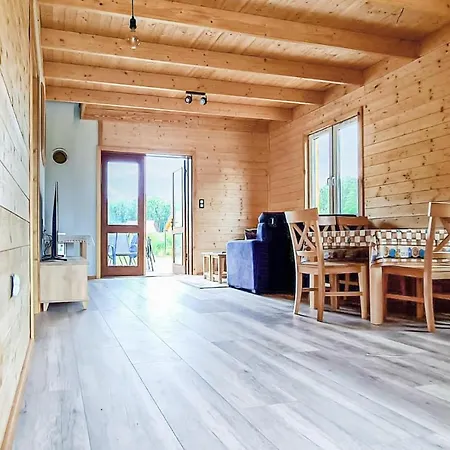 Tolles Haus Mit 2 Schlafzimmern In *