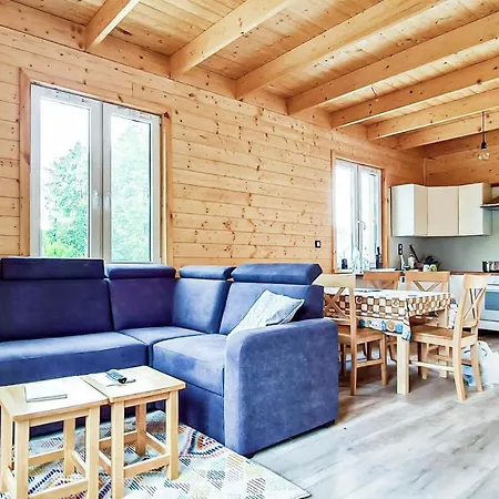 Tolles Haus Mit 2 Schlafzimmern In Ferienhaus Lötzen